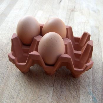 Picture of Natural Terracotta Egg Rack | 6 Eggs