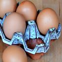 Picture of Ceramic Egg Holder | 6 Eggs - Turquoise Glaze