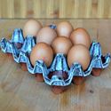 Picture of Ceramic Egg Holder | 12 Eggs - Turquoise Glaze