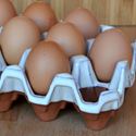 Picture of Ceramic Egg Holder - 12 Eggs - White