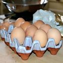 Picture of Ceramic Egg Holder - 12 Eggs - White