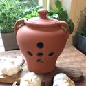 Picture of Terracotta Garlic Pot (Large)